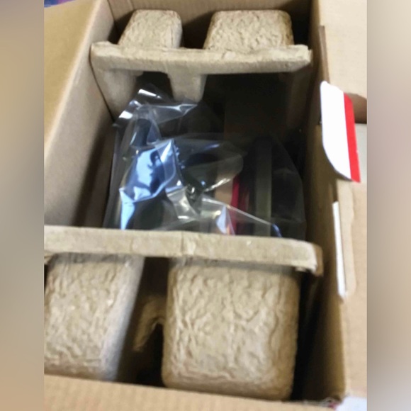 “HOST PICK” Disney Minnie Mouse Round Character Waffle Maker - NWT. - Picture 5 of 7